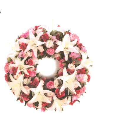 Pink and White Wreath Ref: FN21