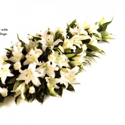 Casket spray White lillies & Roses Ref:FN01